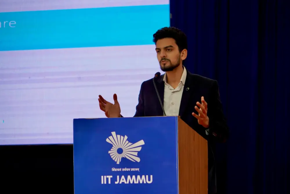 Dr. Puneet, chief guest at IIT Jammu
